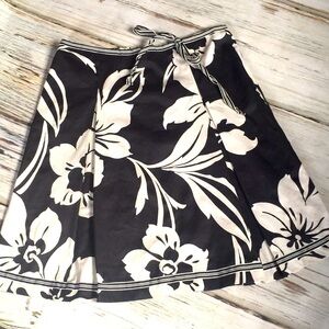 Ninety Skirt Black White Floral Tie Bow Pleated Size 14